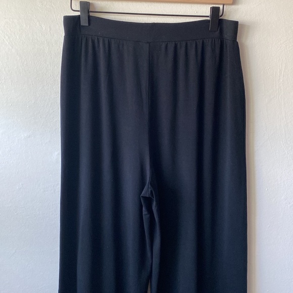 Chico’s black tencel pull on flowy wide leg pant size 1 - Picture 5 of 7